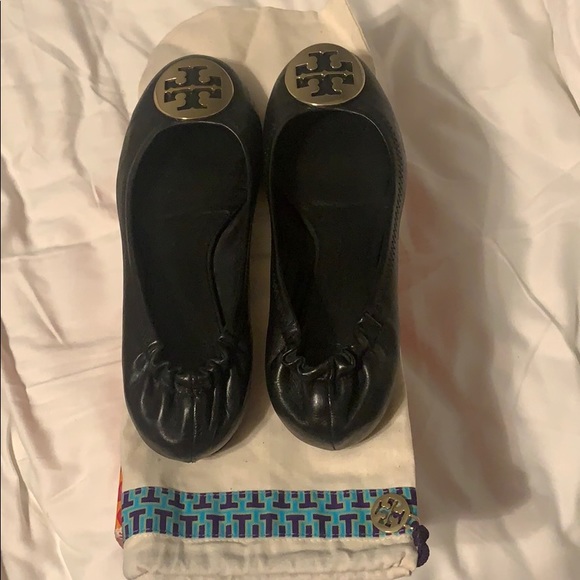 Authentic Tory Burch Classic Reva Ballet - Picture 5 of 6